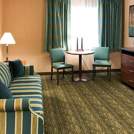 Quality Inn Bedford Buitenkant foto